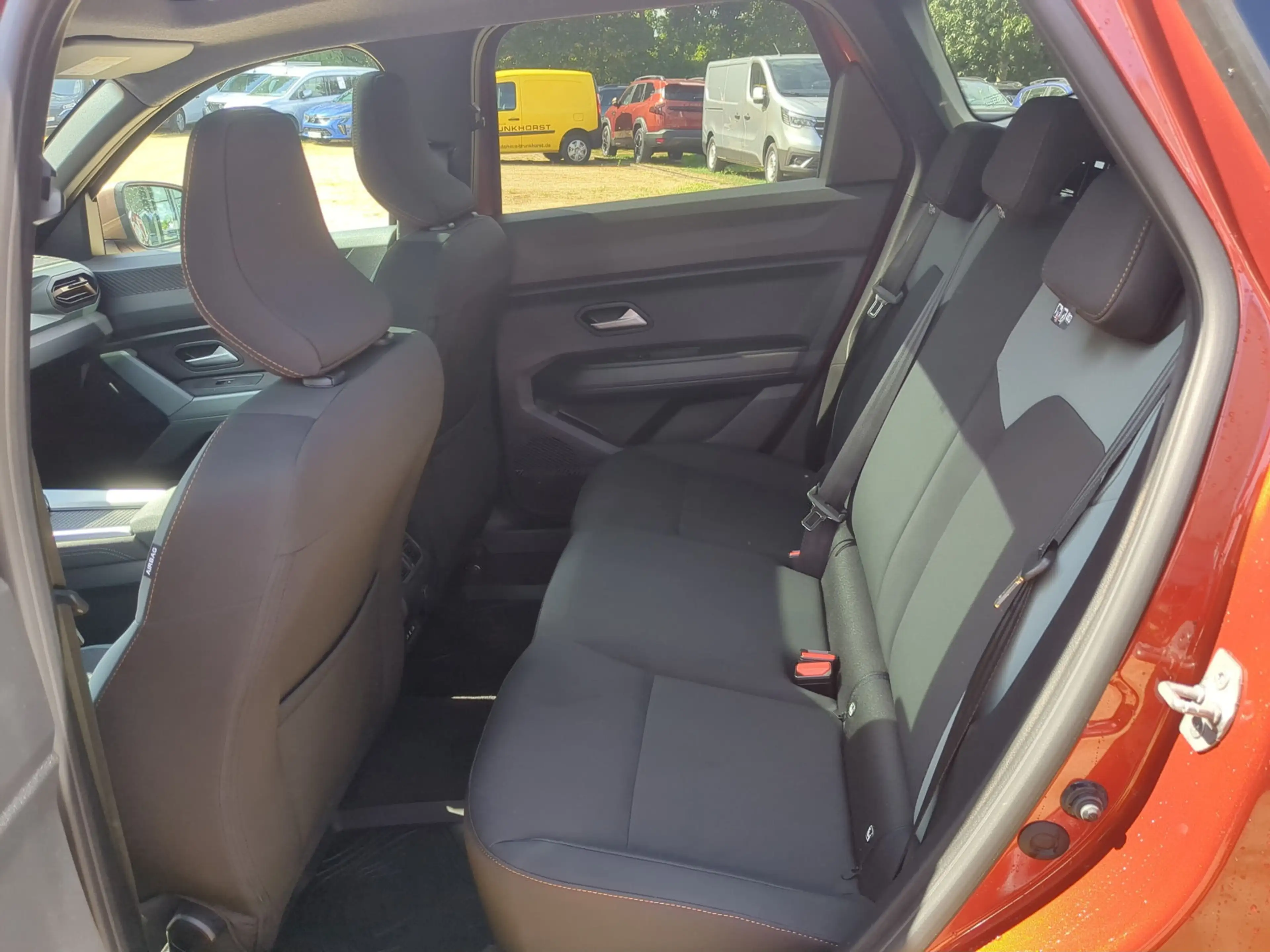 Dacia Bigster Hybrid 155 Extreme SHZ+Panodach+LKHZ+Navi — photo 10