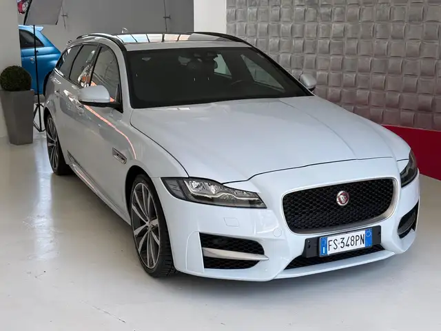 Jaguar XF Sportbrake 2.0d i4 R-Sport AWD 180cv auto