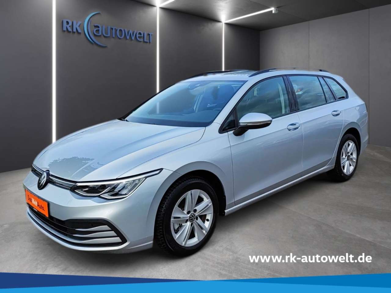 Volkswagen Golf Variant 2023 — VIII 8 Life 1.0 TSI 81kW 6-Gang  Navi PDC
