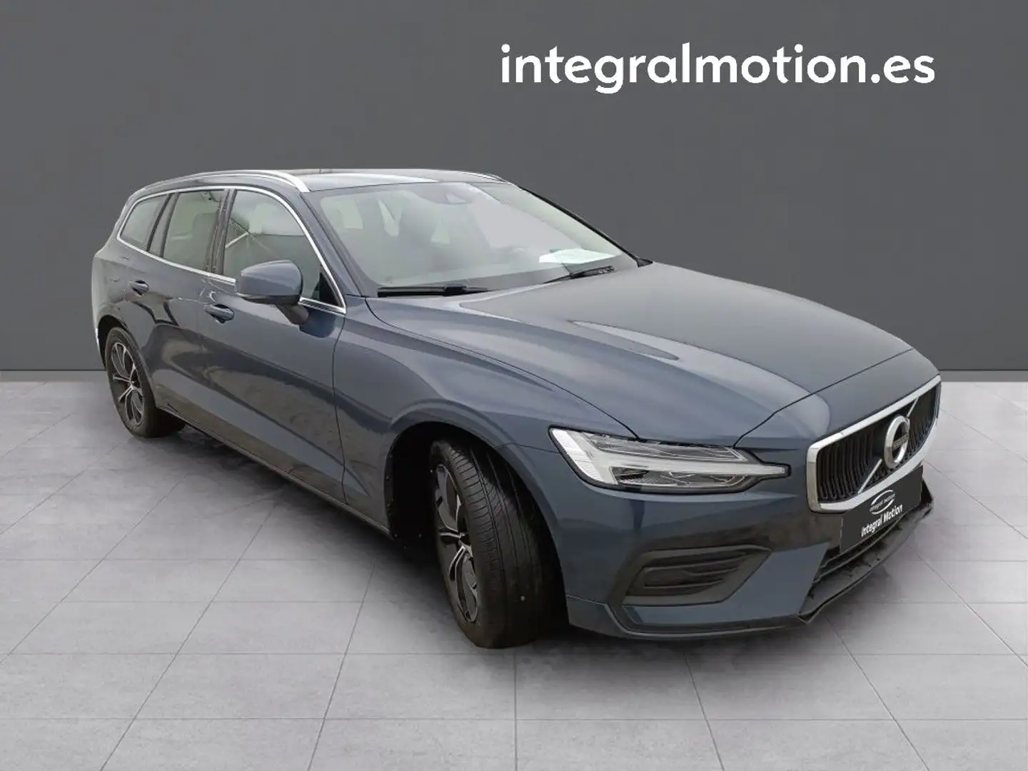Volvo V60 D3 Momentum Pro - 2