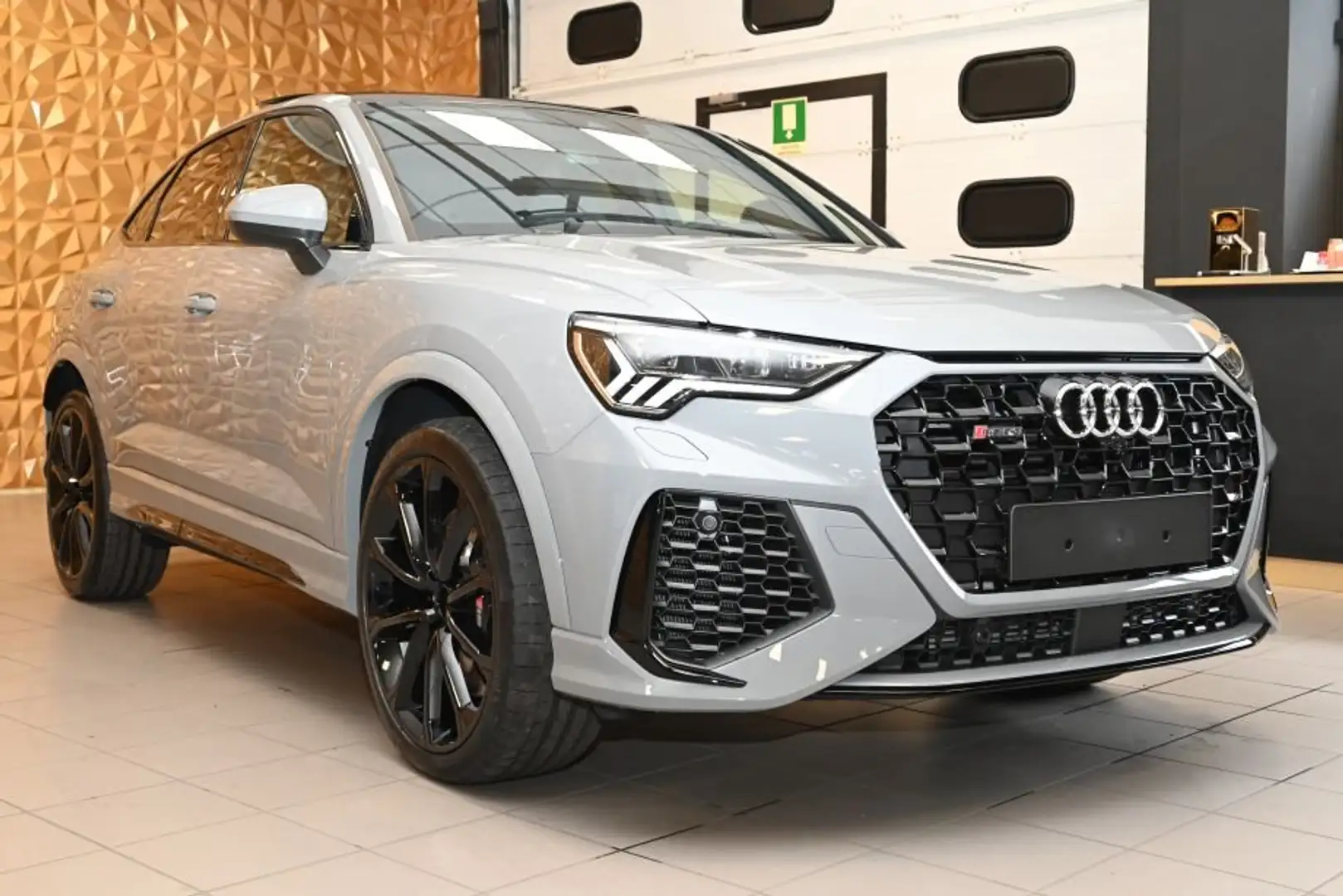 Audi RS Q3 SPB Q.S-TR.DYN.BLACKLINE TET.21"PELLE RS SCONTO20% Grau - 2