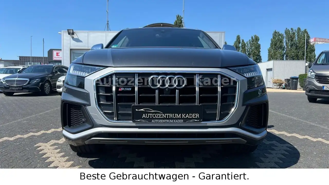 Audi SQ8