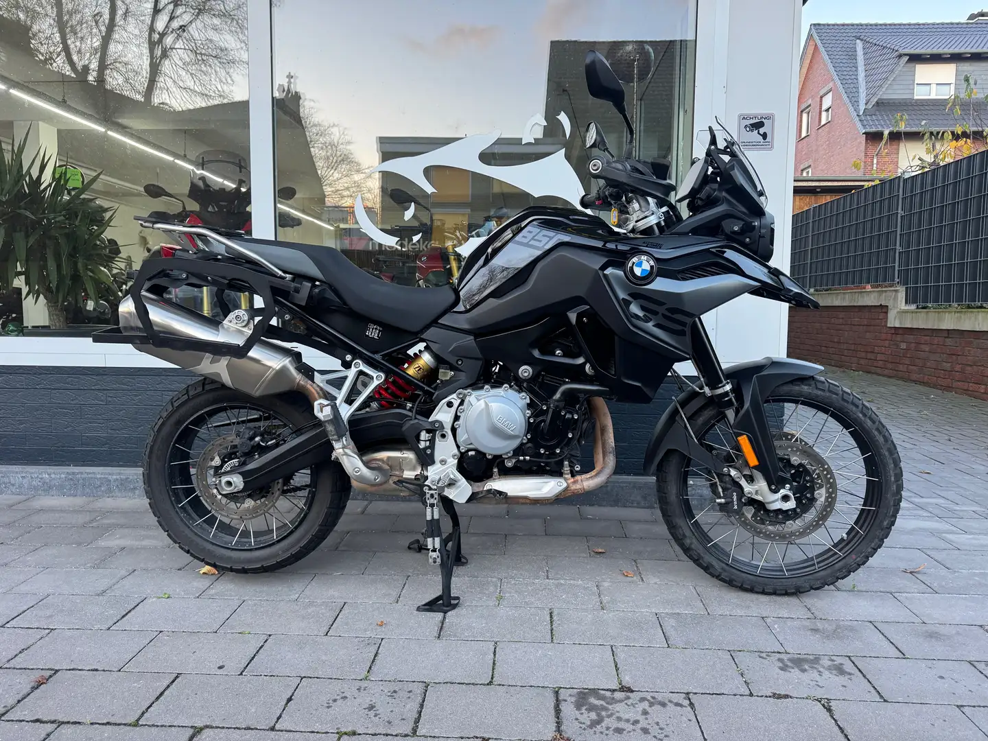 BMW F 850 GS Triple Black 1.Hand 4 Pakete Noir - 1