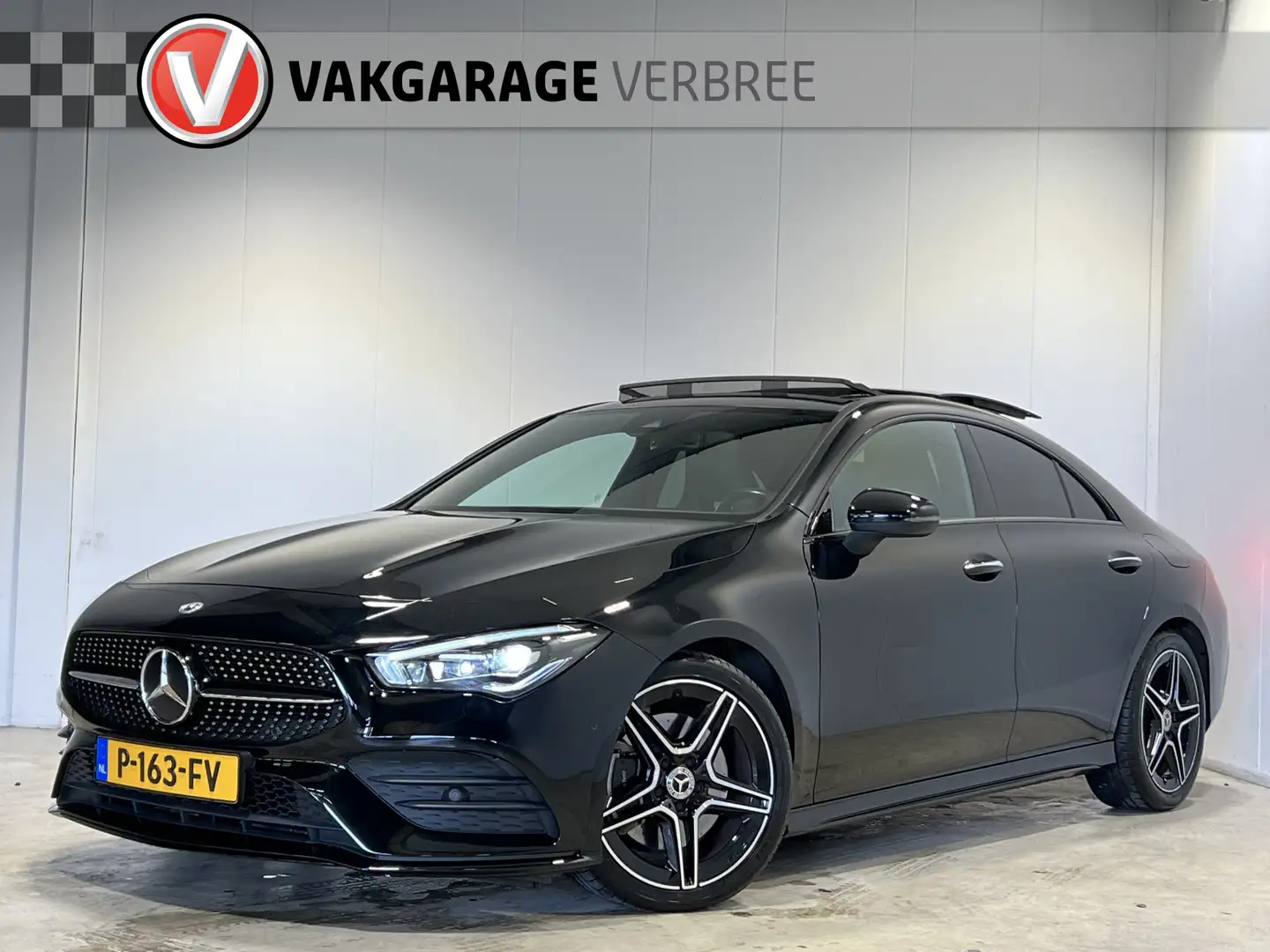 Mercedes-Benz CLA 200 Business Solution AMG | Navigatie | LM Velgen 18" Noir - 1