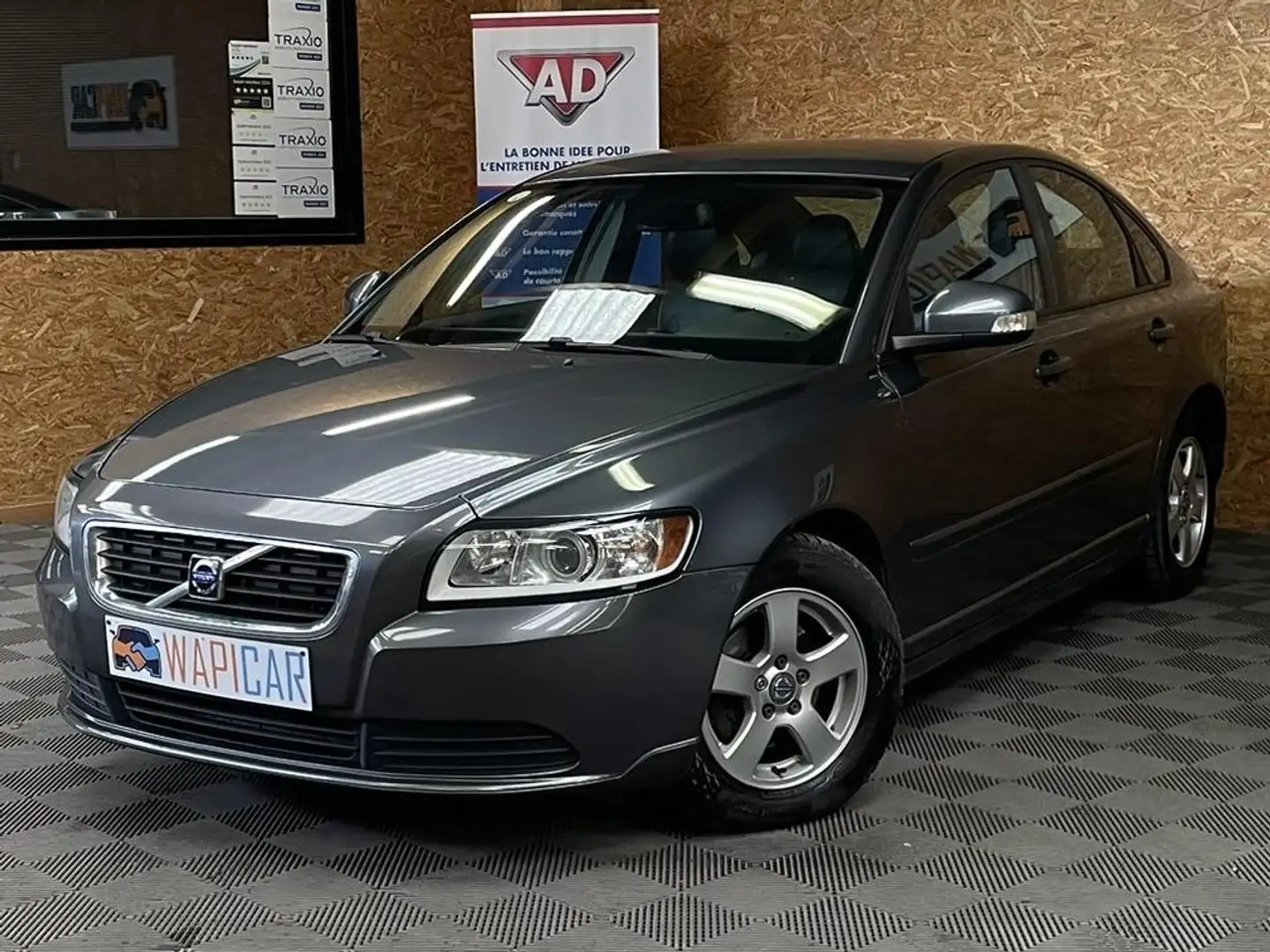 Volvo S40 1.6d * Regul. * Cuir élec. * Gris - 2