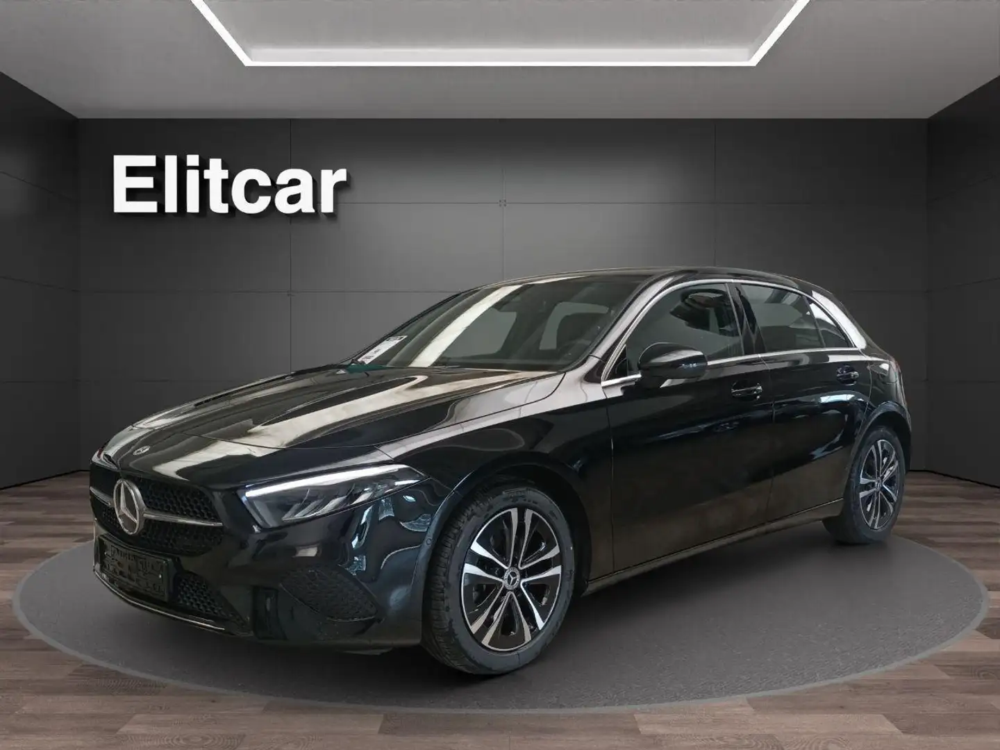 Mercedes-Benz A 180 d Automatic Advanced Noir - 1