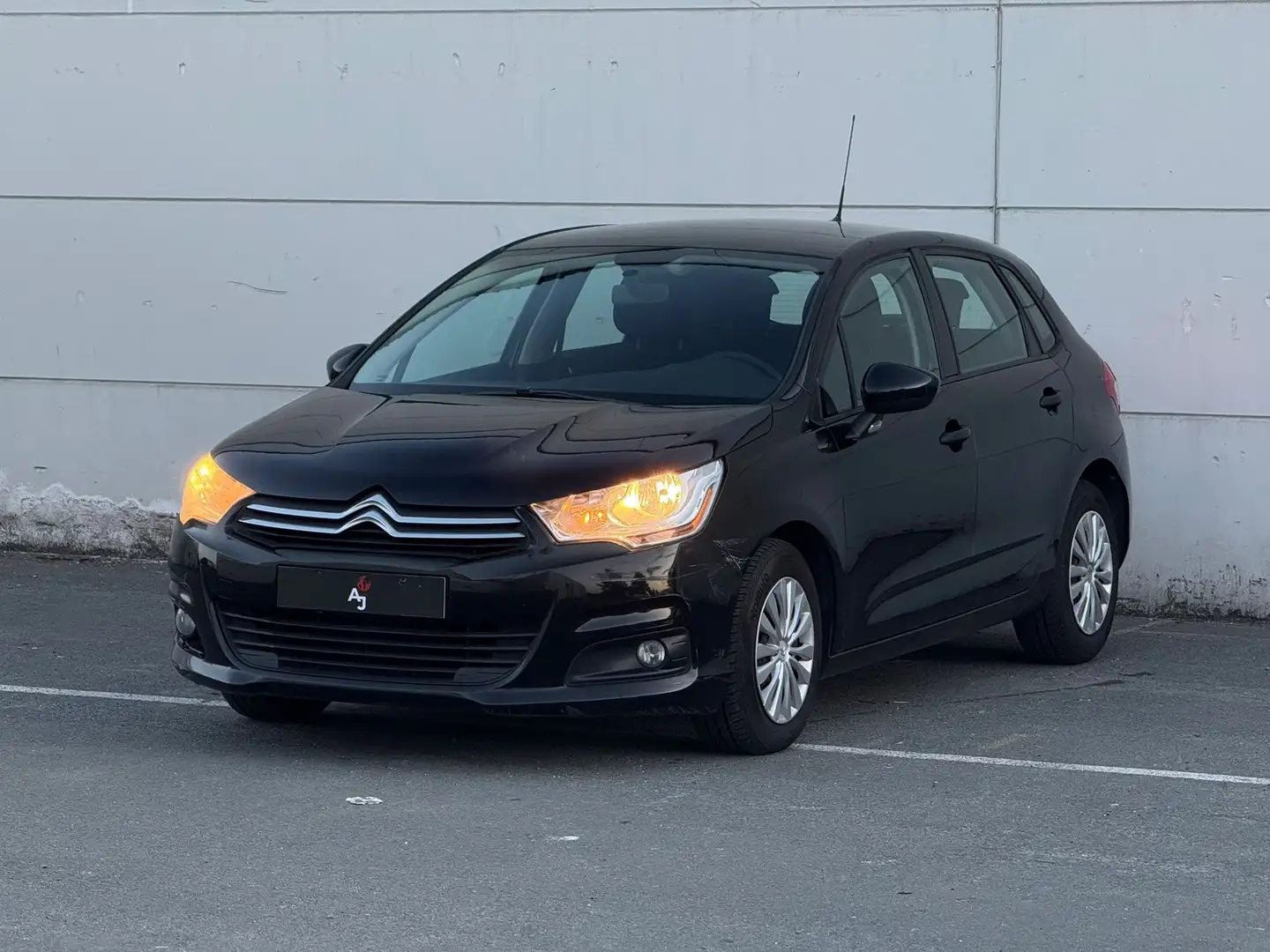 Citroen C4 C4 VTi 95 Attraction EXPORT OF HANDELAAR Czarny - 1