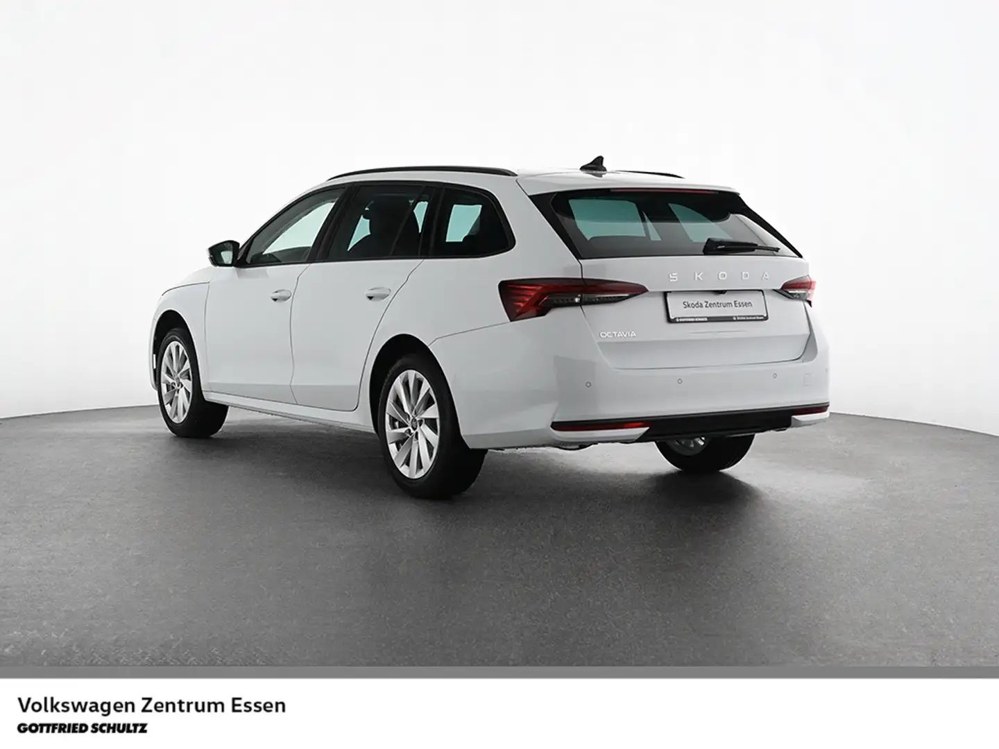 Skoda Octavia Combi Selection 1 5 TSI DSG AHK SH Navi Weiß - 2