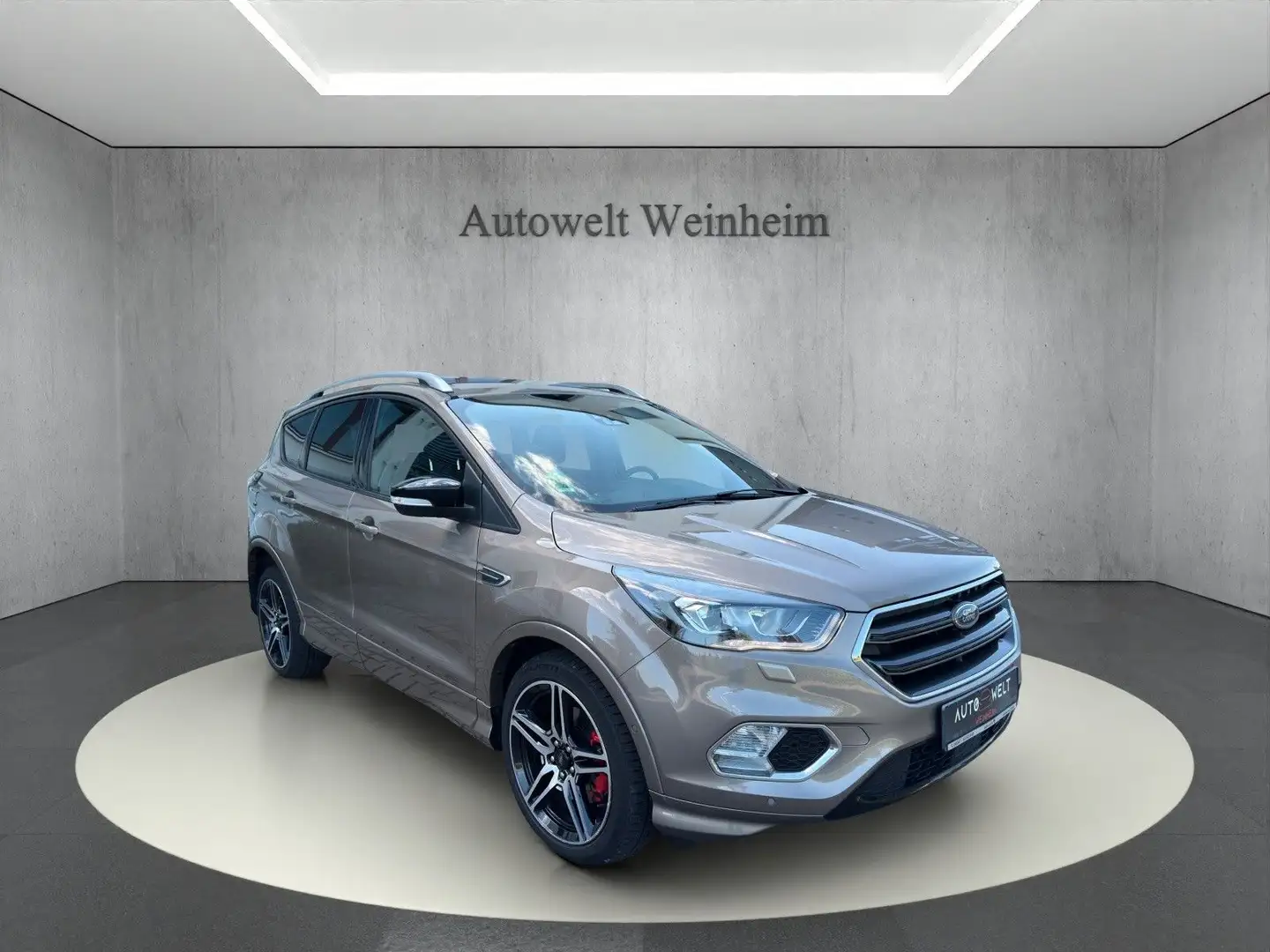 Ford Kuga KUGA°ST-LINE°ALCANTARA°NAVI°ACC°AUT°LED°B°LENKRD Silber - 1