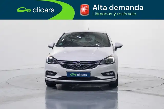 Opel Astra view 2