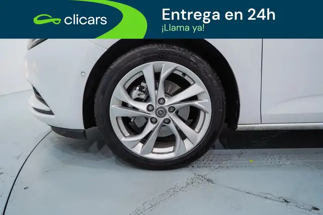 Opel Astra view 11