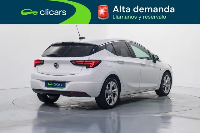 Opel Astra view 5