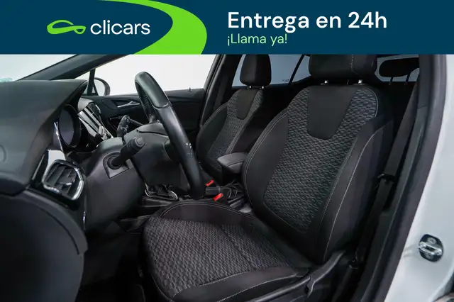 Opel Astra view 14