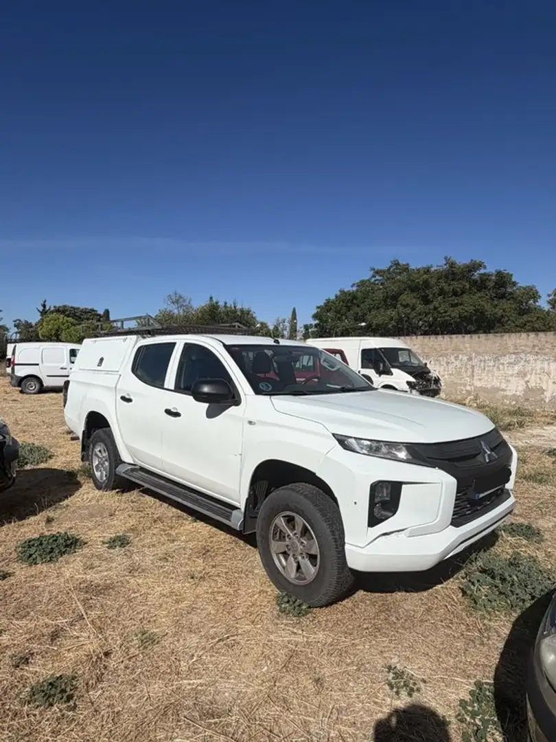 Mitsubishi L200 D/C 220 DI-D M-Pro Blanco - 1