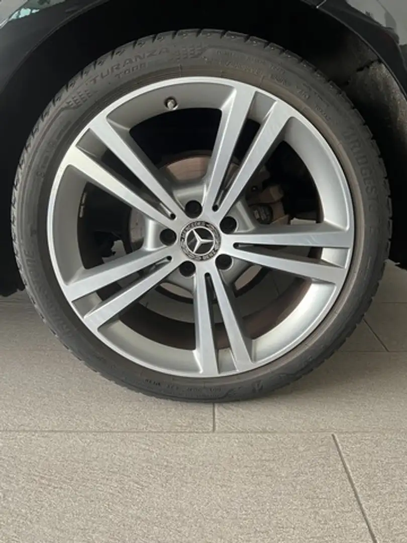 Mercedes-Benz CLA 180 AUTOMAT NAVI KLIMAA LM LEDER PDC KAMERA Noir - 2