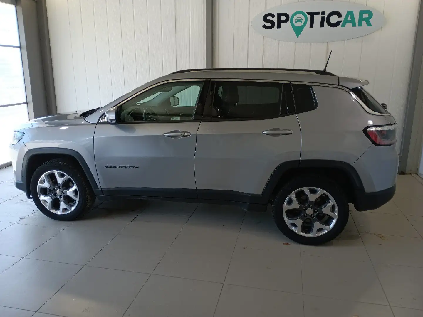 Jeep Compass Compass 2.0 Multijet II aut. 4WD Limited Gris - 2