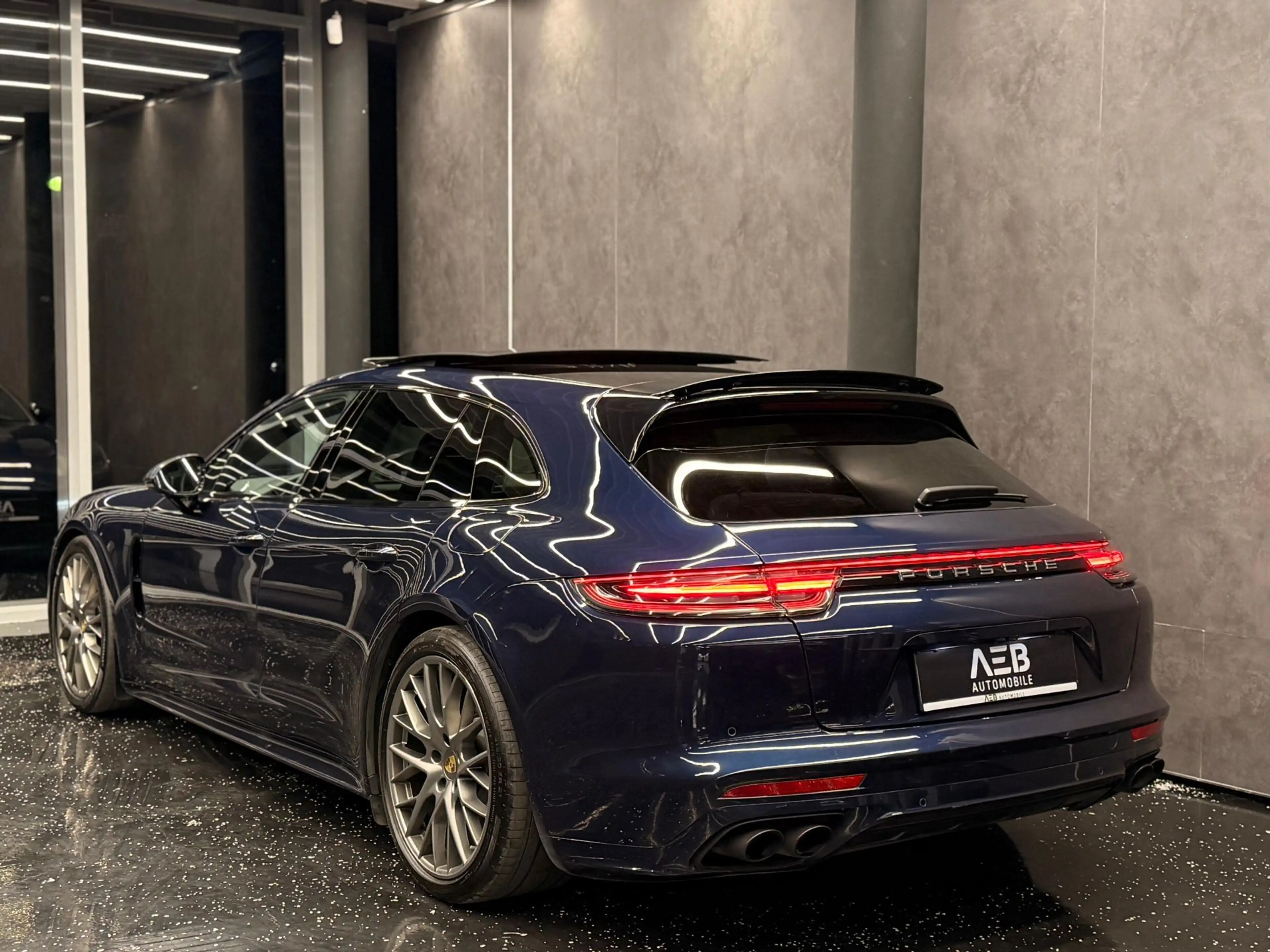 Porsche Panamera Sport Turismo 2.9 E-Hybrid**Sport Design**Matrix* — photo 7