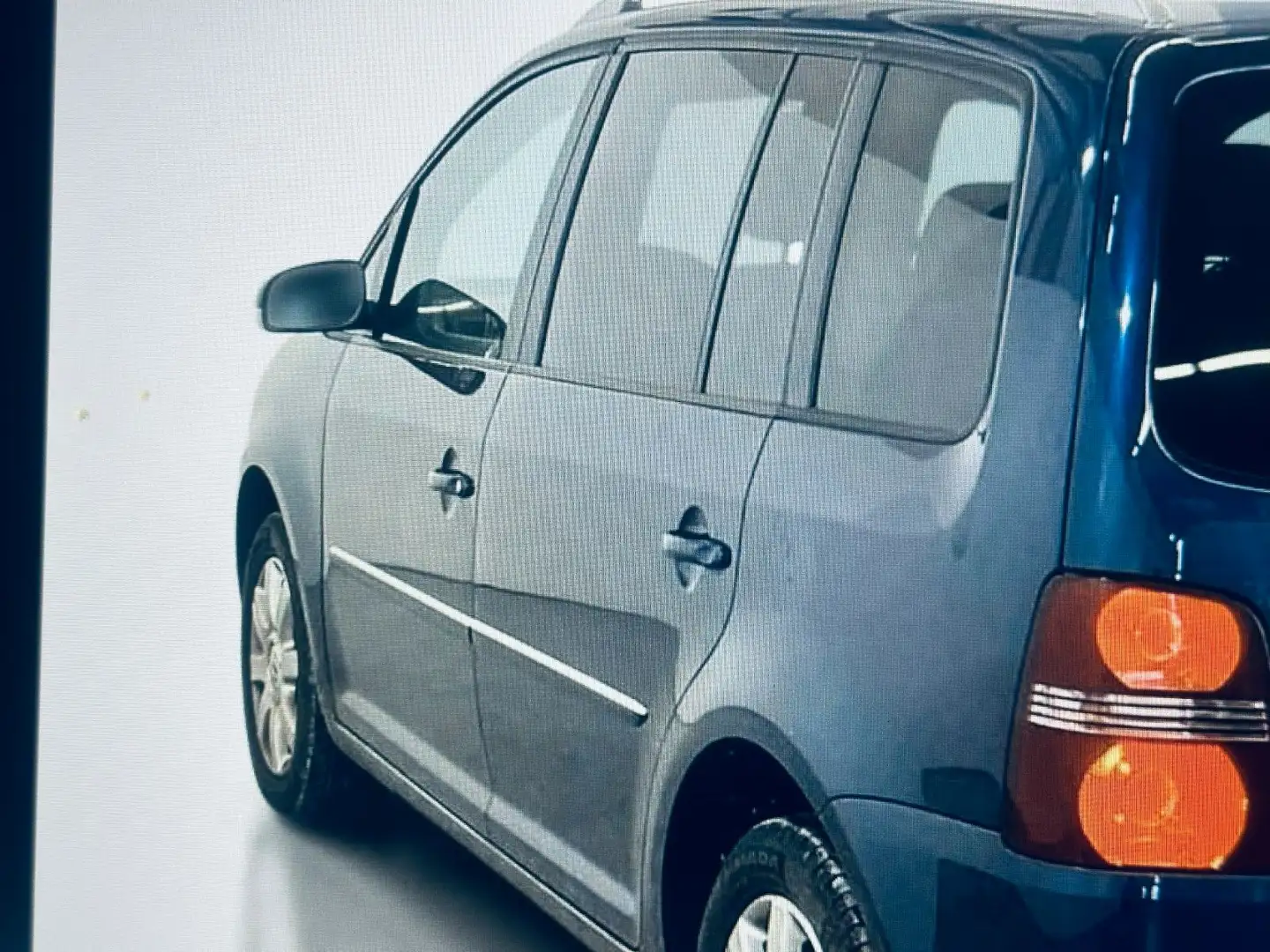 Volkswagen Touran Highline EcoFuel*GAS und Benzin*7 SITZE* Blau - 1