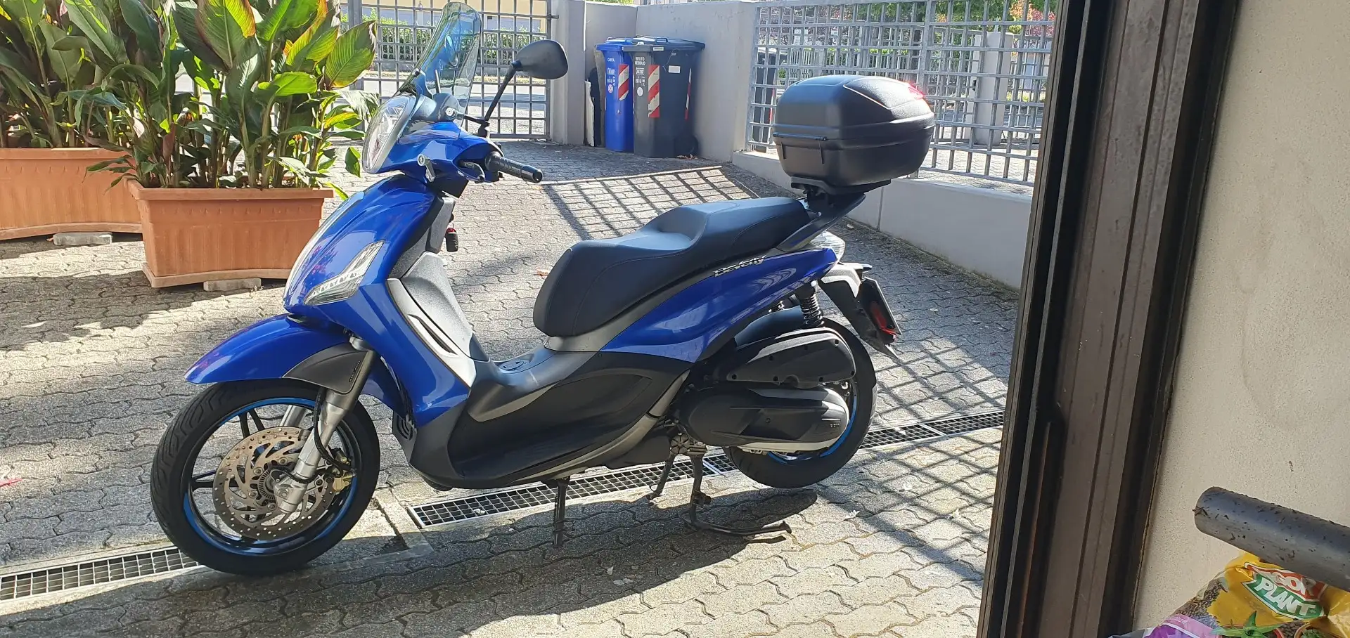 Piaggio Beverly 350 Sport Tourer Niebieski - 1