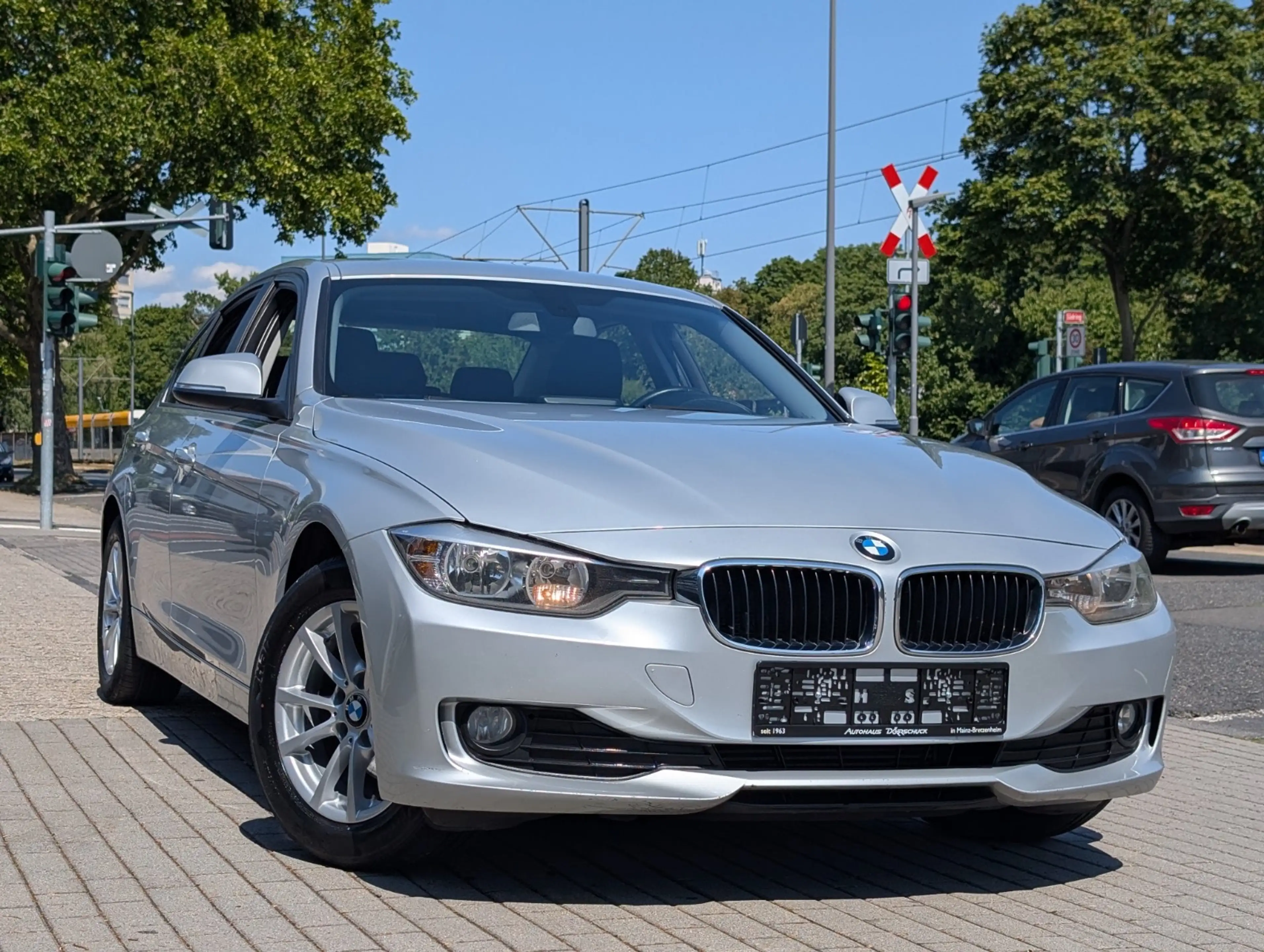 BMW 316 316d Lounge NAVI. PDC. KLIMA. TEMPOMAT — photo 4