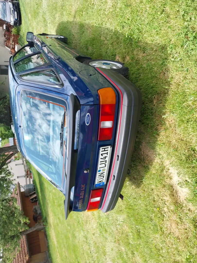 Ford Sierra Sierra CLX (LX) Blau - 2