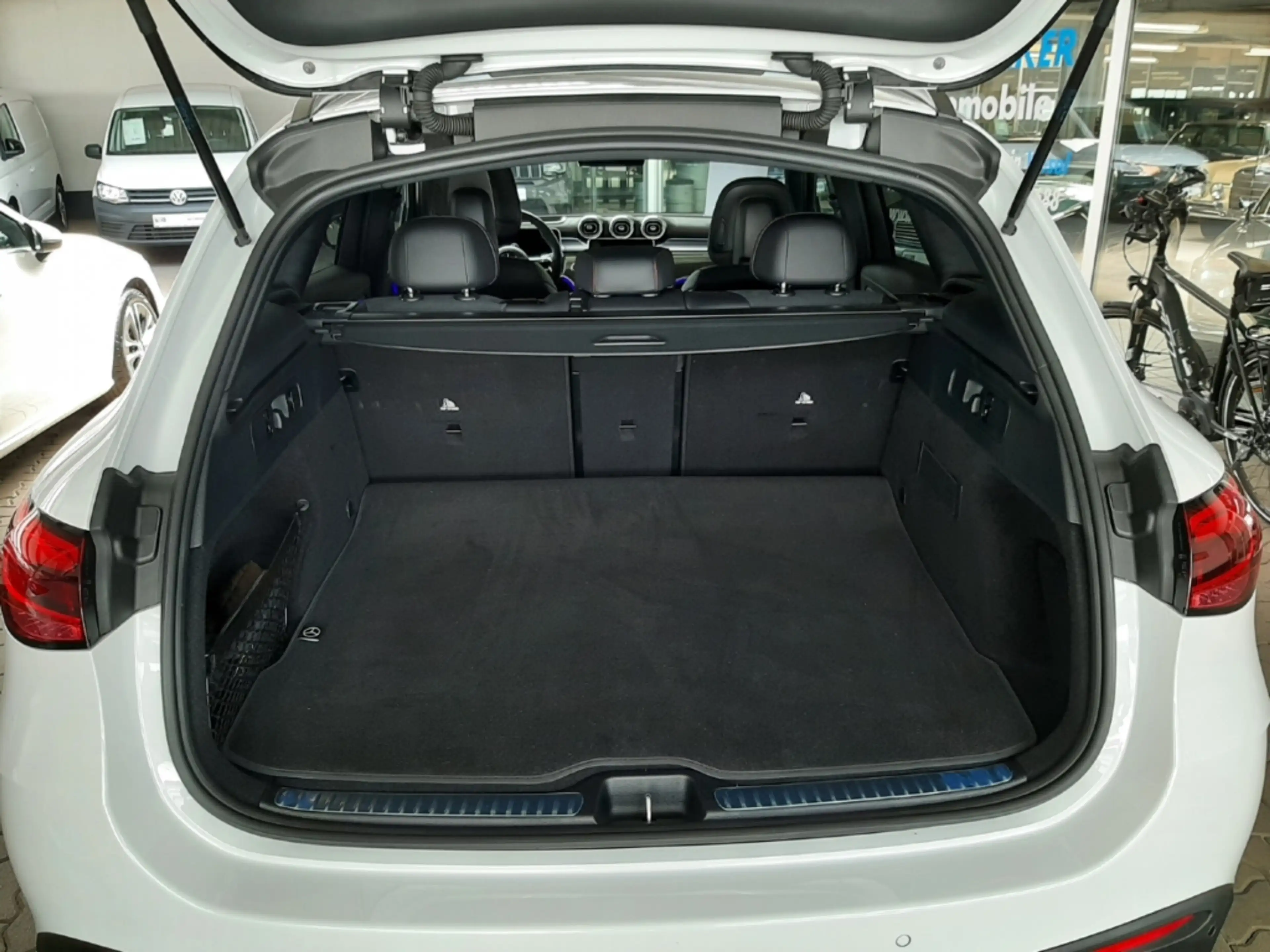 Mercedes-Benz GLC 43 AMG Premium Plus Pano AHK Night II — photo 14