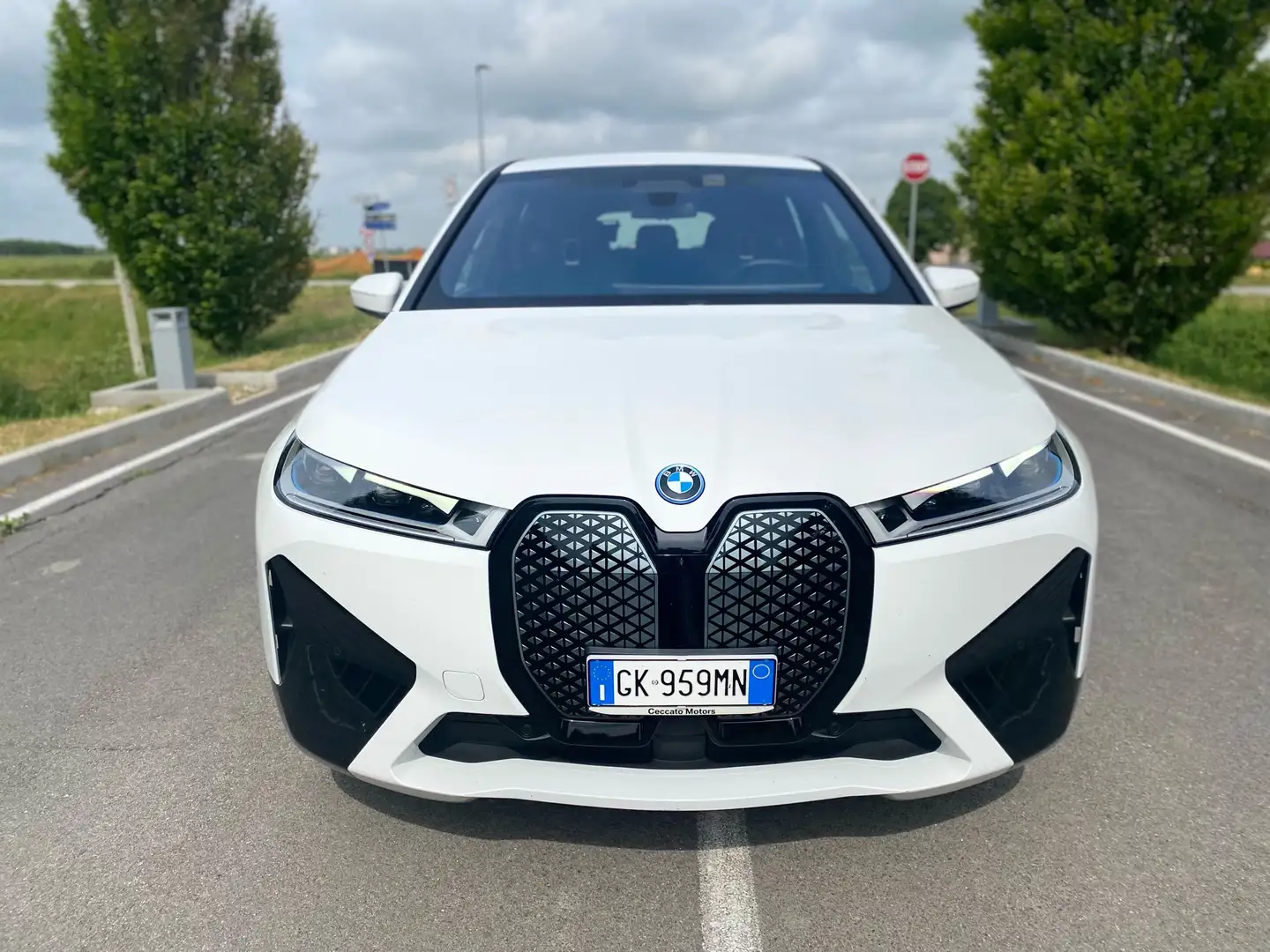 BMW iX xdrive40 pacchetto sportivo - 1