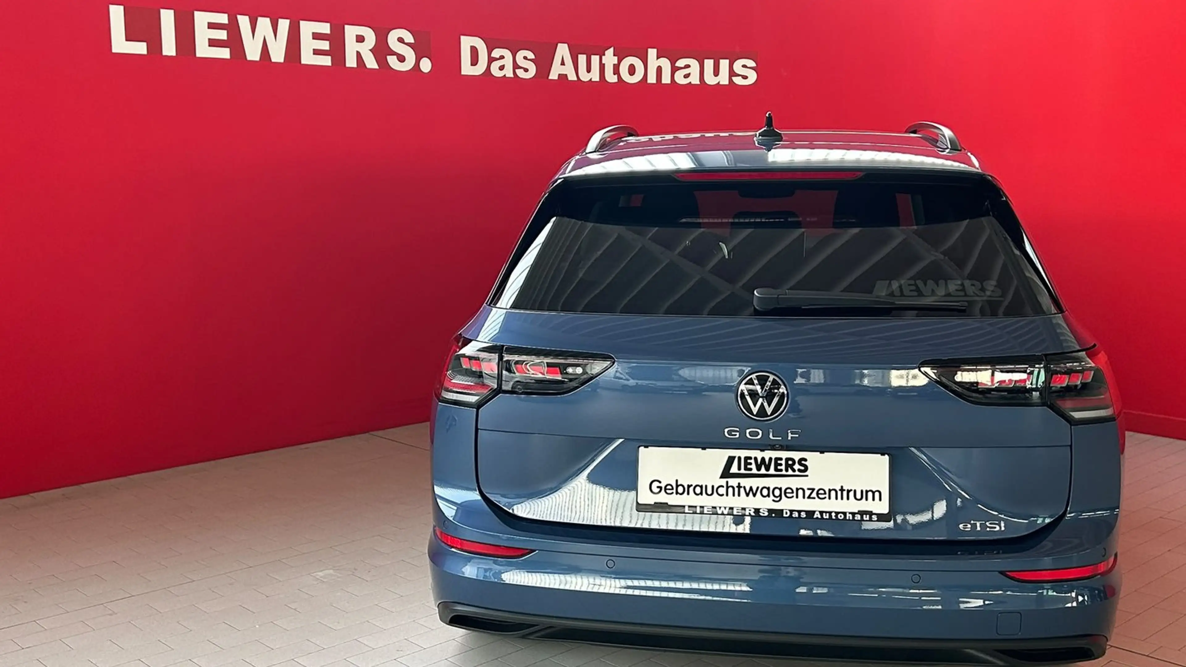 Volkswagen Golf Variant Business mHeV DSG — photo 4