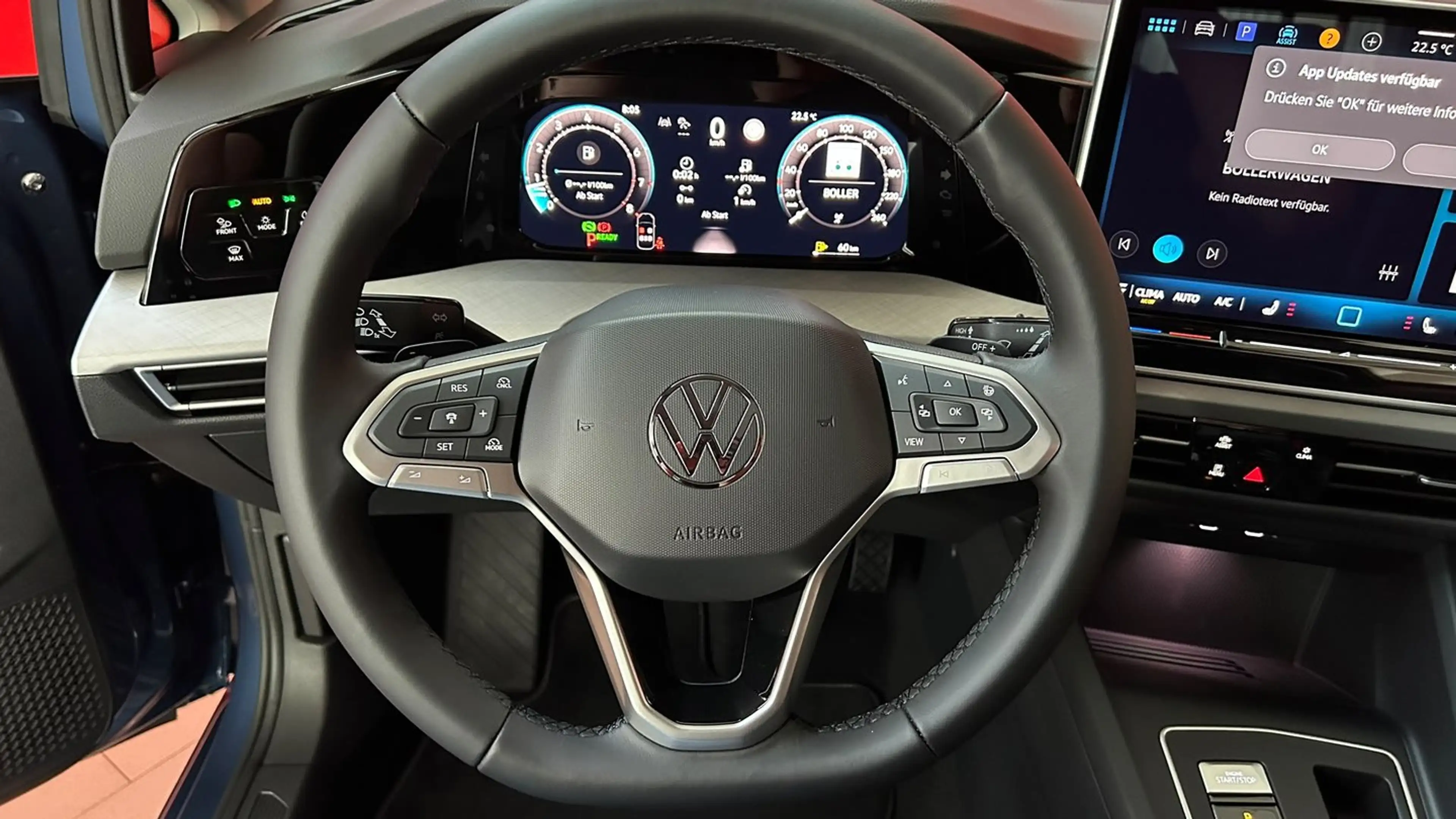 Volkswagen Golf Variant Business mHeV DSG — photo 10