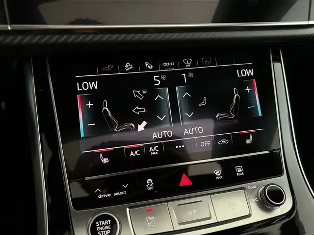 Audi Q8 view 15