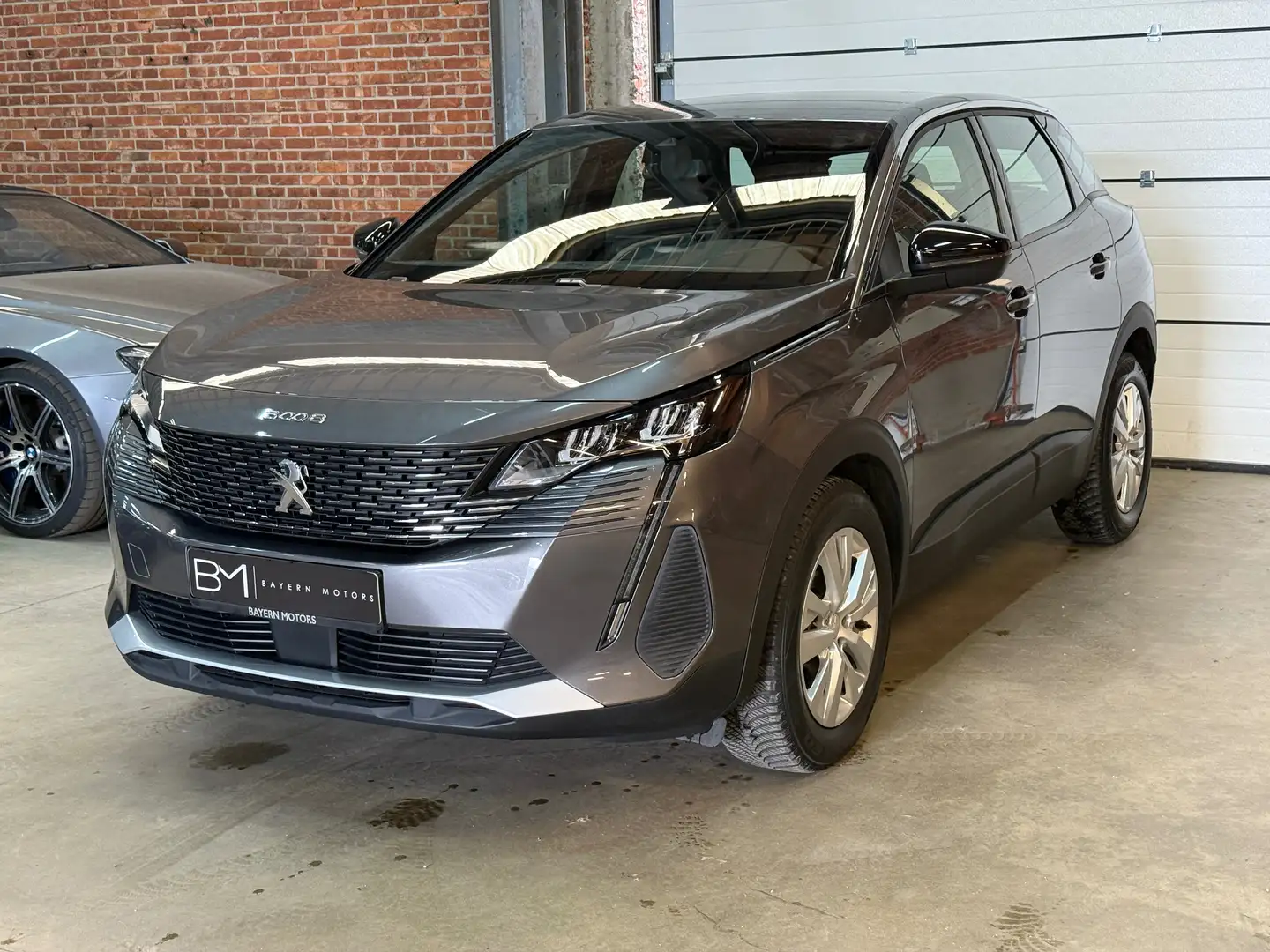 Peugeot 3008 1.2 Benzine EURO 6d Automaat 2023 LED Navi Carplay Gris - 1
