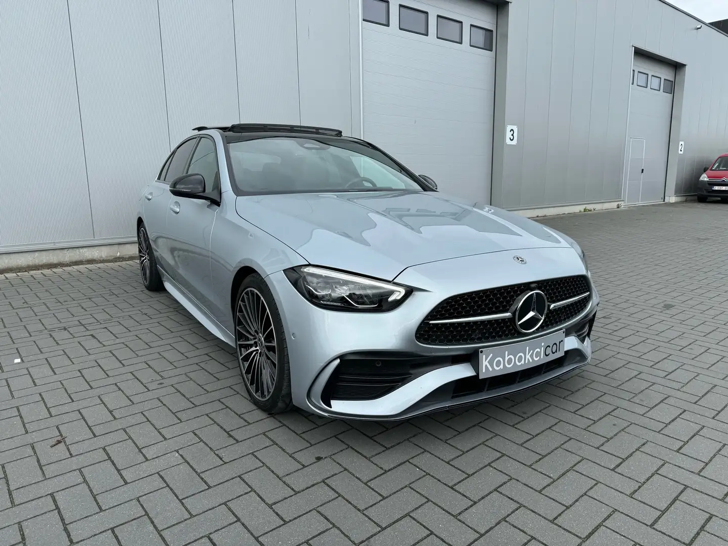 Mercedes-Benz C 180 AMG Line / TOIT OUVRANT / GARANTIE 12 MOIS siva - 1