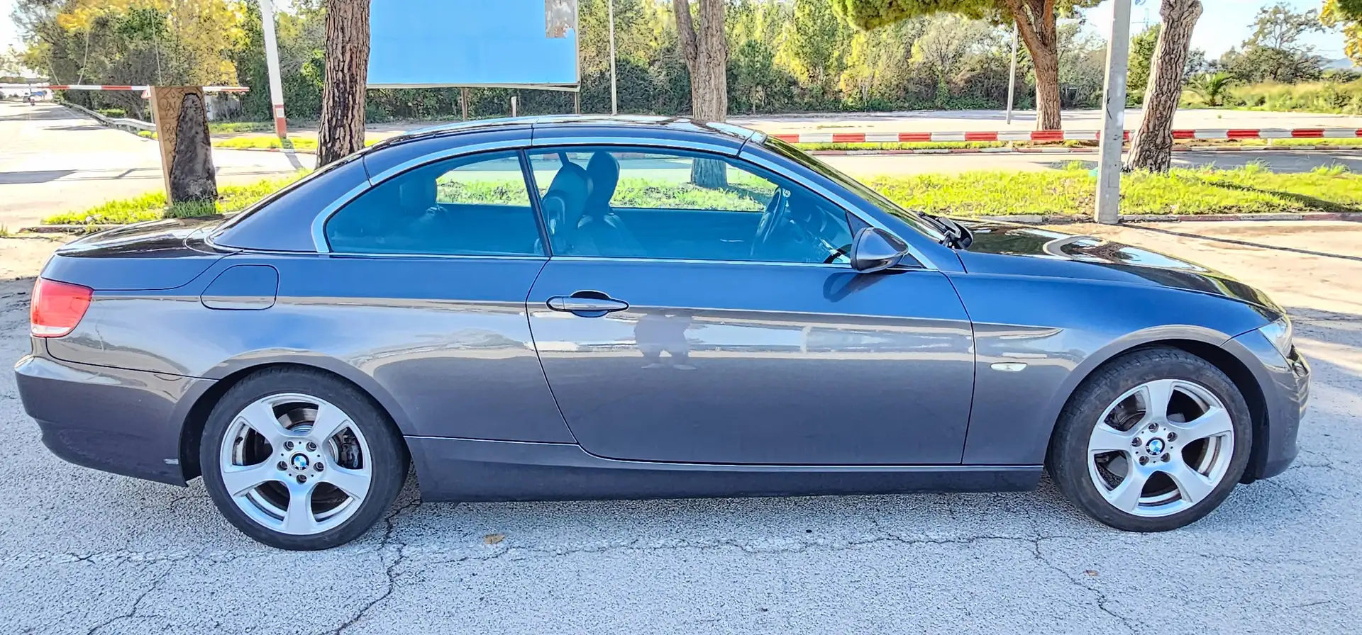 BMW 320 320i Cabrio Gris - 2