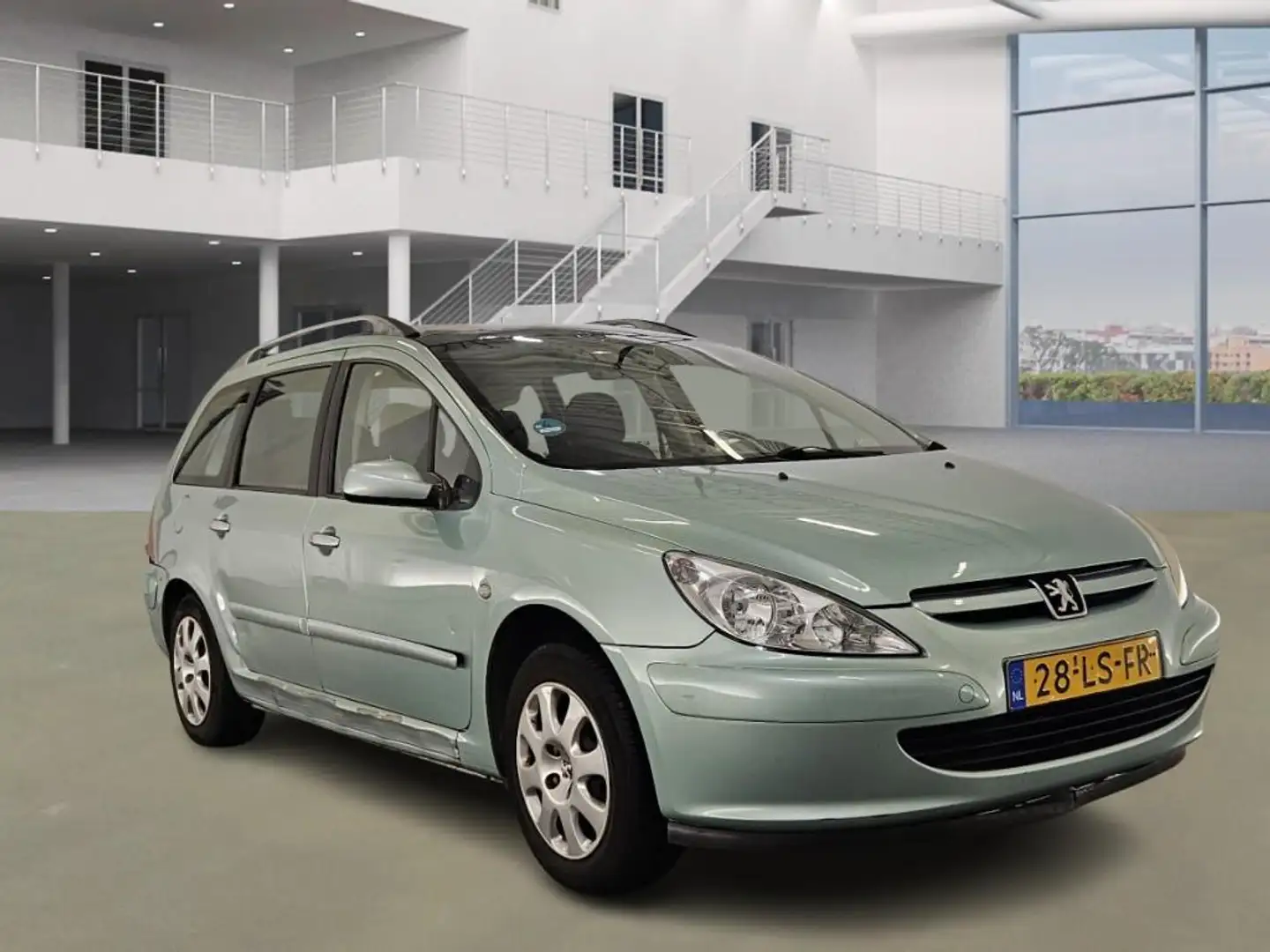 Peugeot 307 SW 2.0 16V Pack/AUTOMAAT/7PERSOONS/PANO/TREKHAAK Green - 2