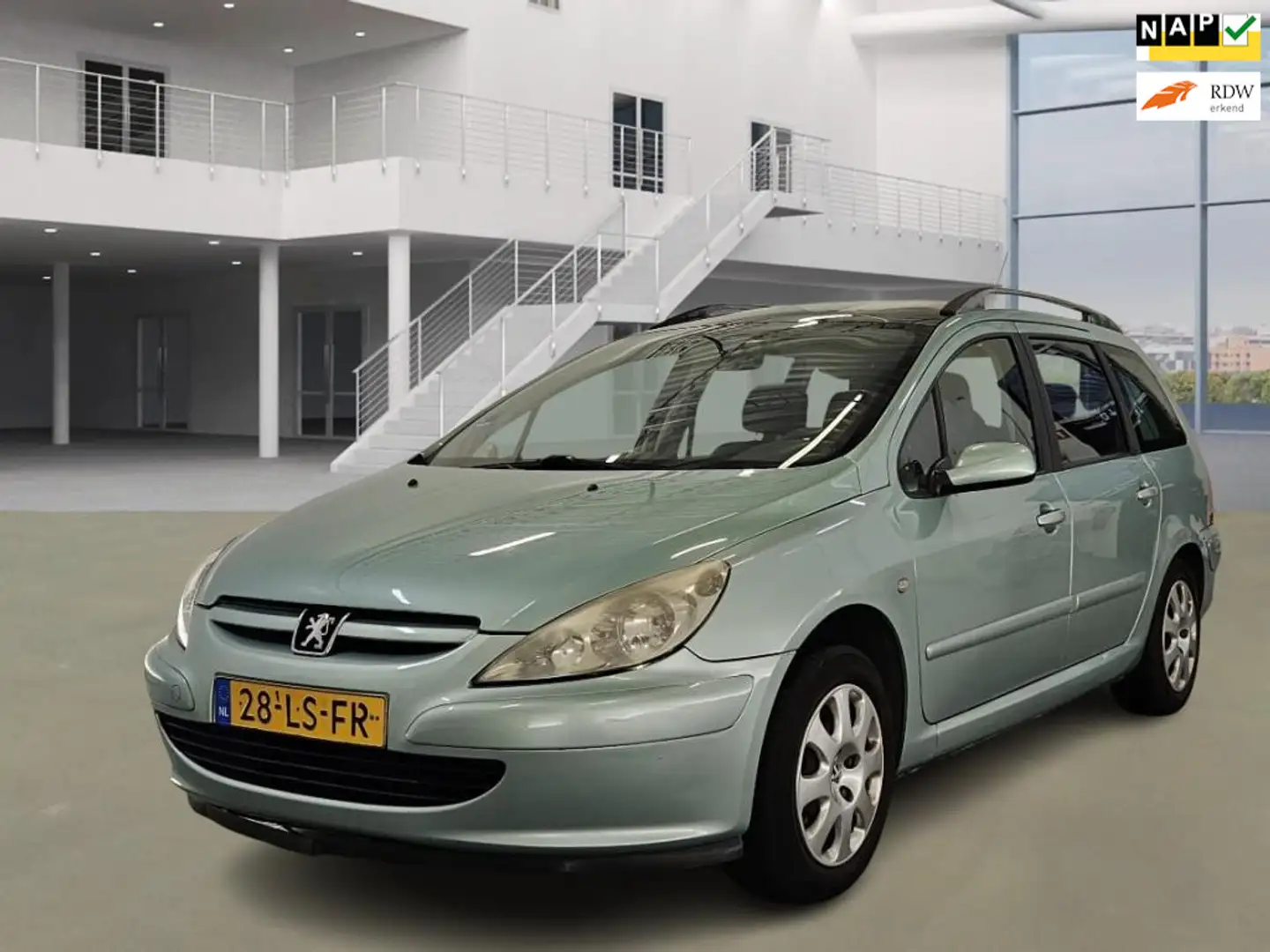 Peugeot 307 SW 2.0 16V Pack/AUTOMAAT/7PERSOONS/PANO/TREKHAAK Green - 1