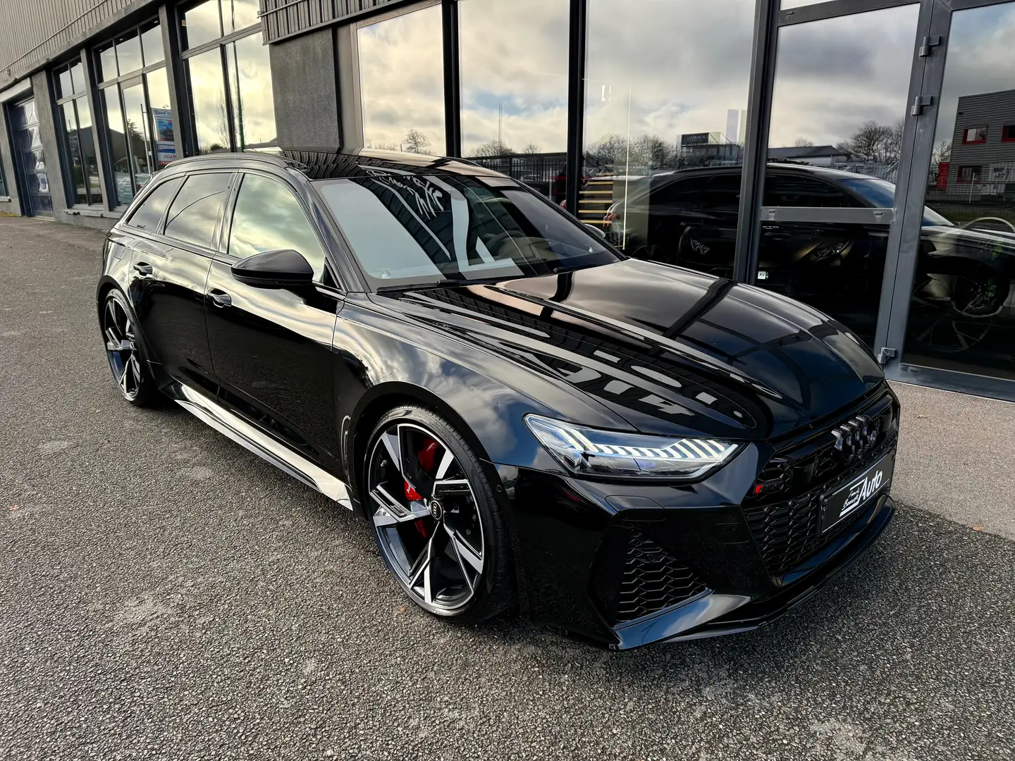 Audi RS6 C8 Avant 4.0 V8 TFSI 600 Ch Quattro Noir - 2