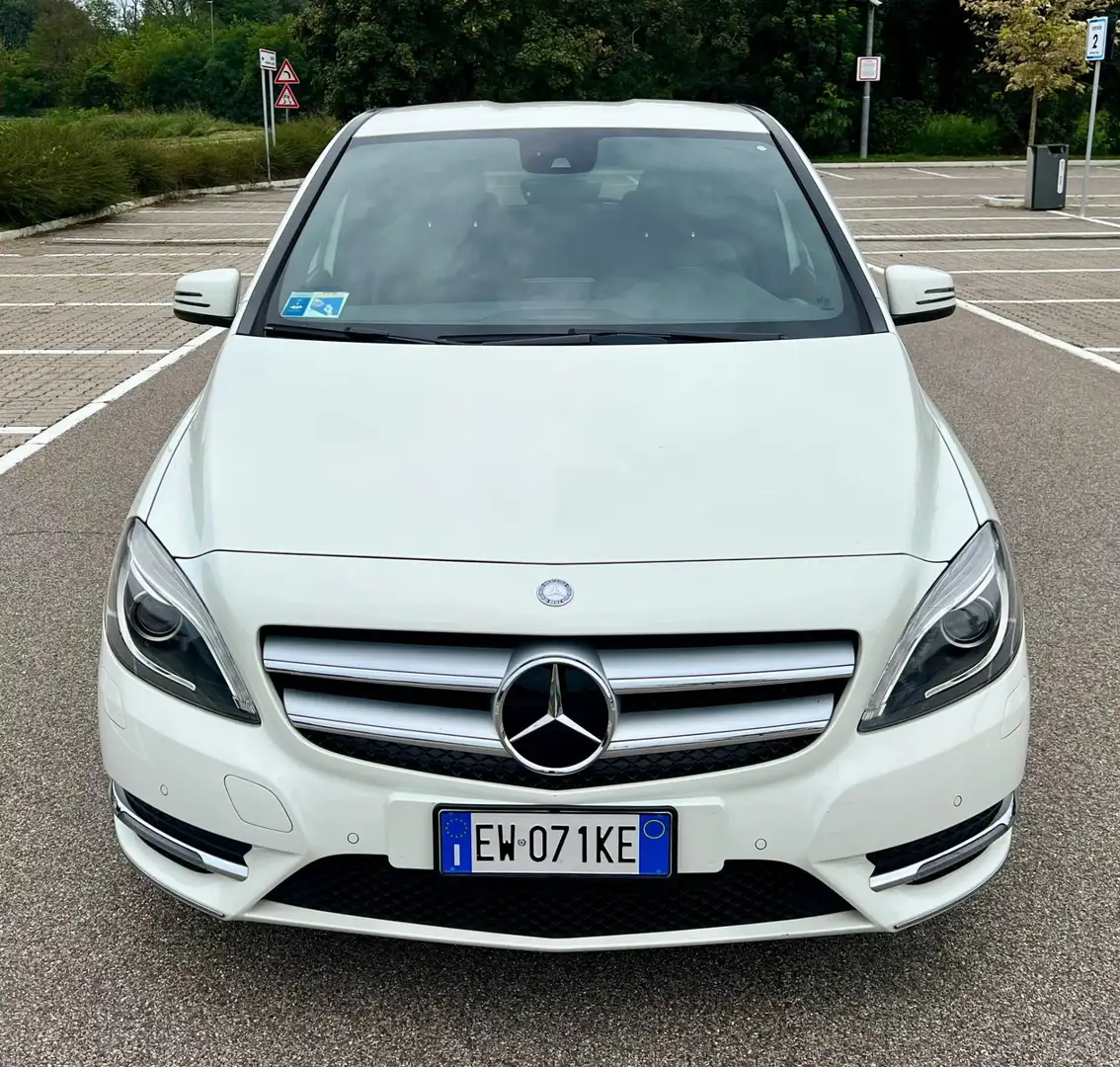 Mercedes-Benz B 180 Premium auto Bianco - 1