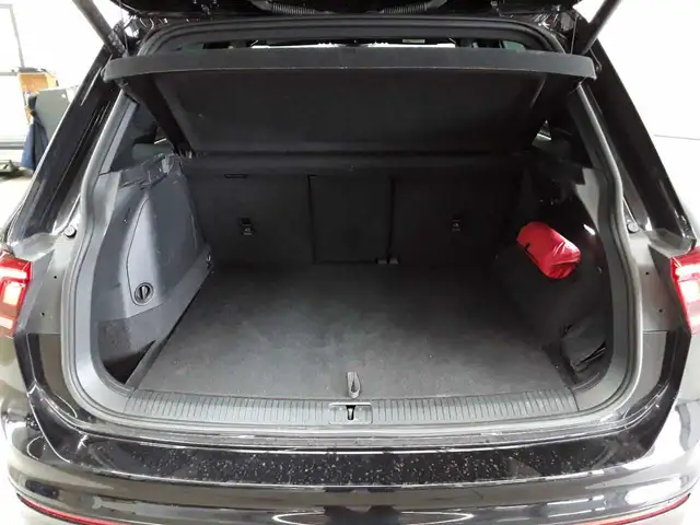 Volkswagen Tiguan view 15