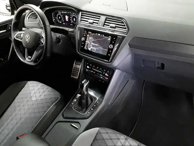 Volkswagen Tiguan view 9