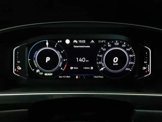 Volkswagen Tiguan view 11
