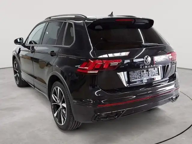 Volkswagen Tiguan view 5