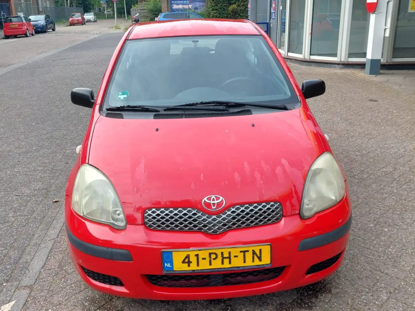 Toyota Yaris Yaris 1.0 VVT-i Idols Rood - 2