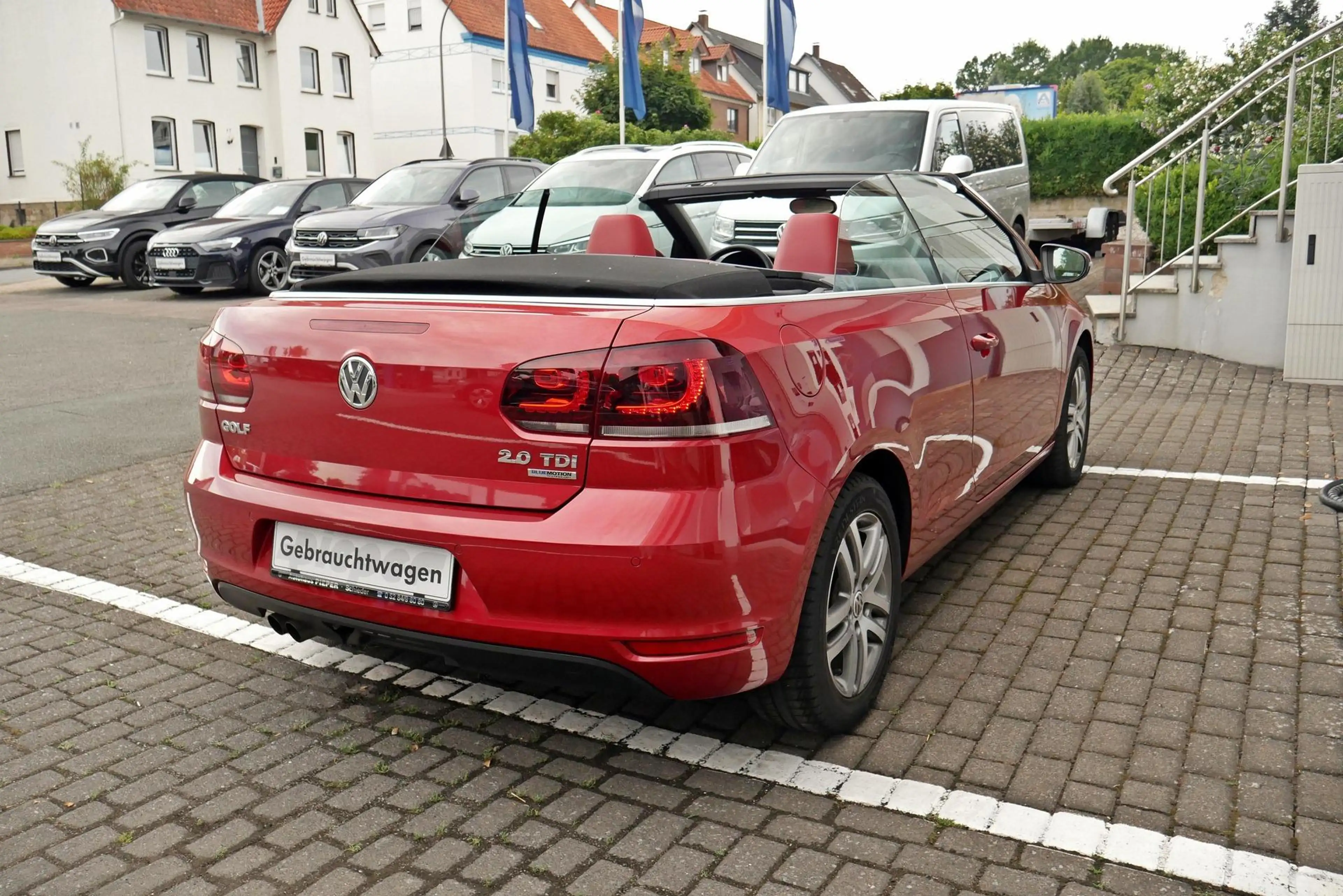 Volkswagen Golf Cabriolet VI Exclusive 2.0 TDI DSG Einzelstück Xenon Lede... — photo 8