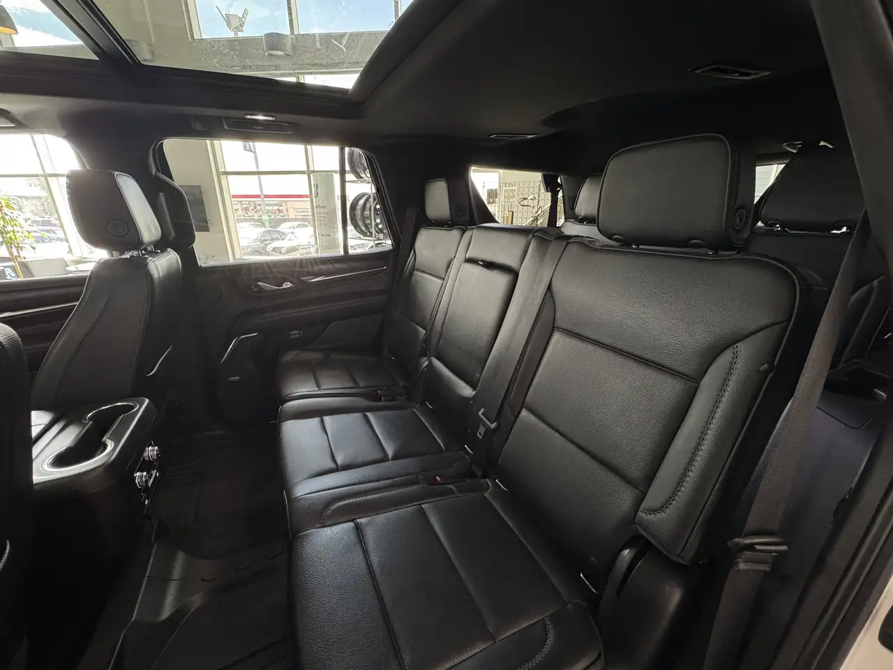 GMC Yukon снимка GMC Yukon