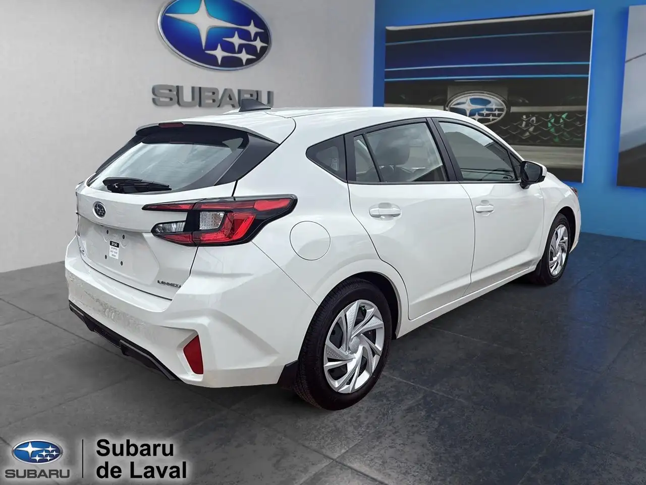 Subaru Impreza снимка Subaru Impreza