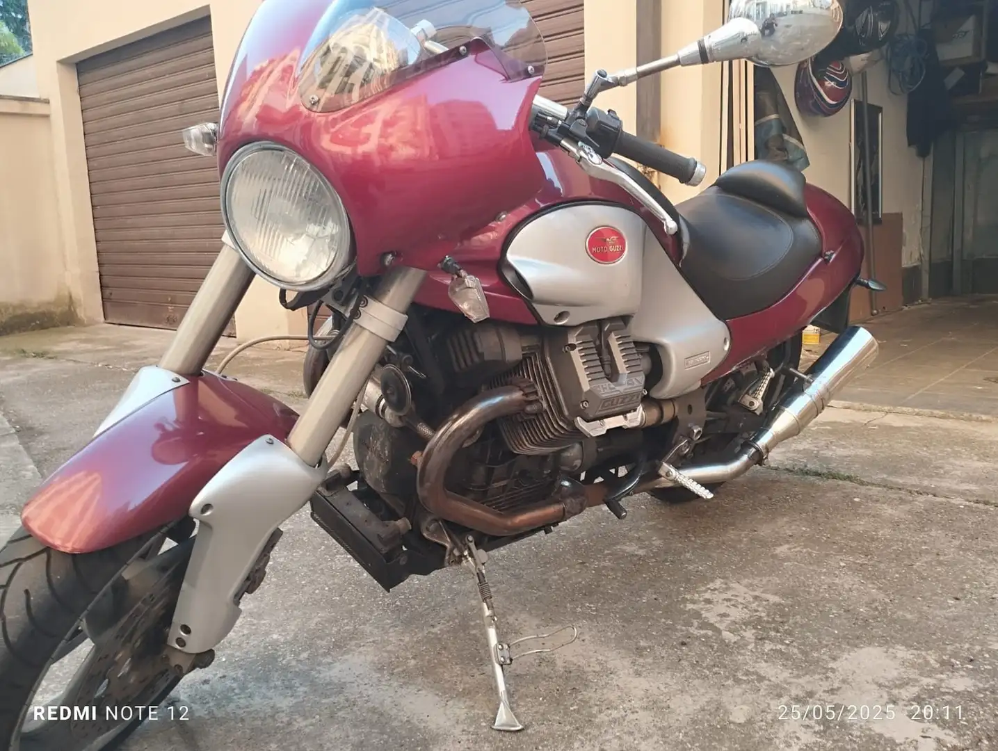 Moto Guzzi V 10 Czerwony - 2