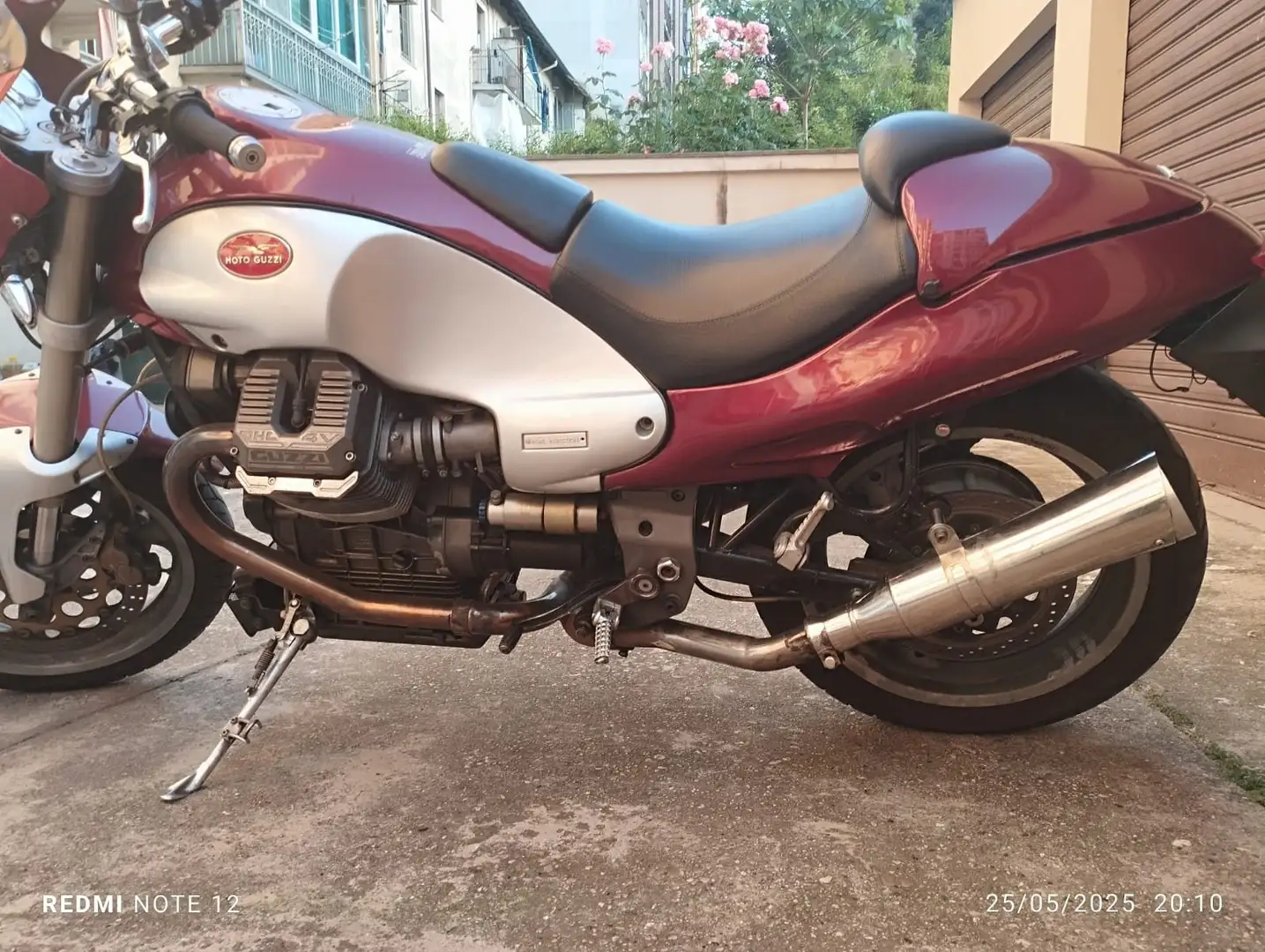 Moto Guzzi V 10 Czerwony - 1