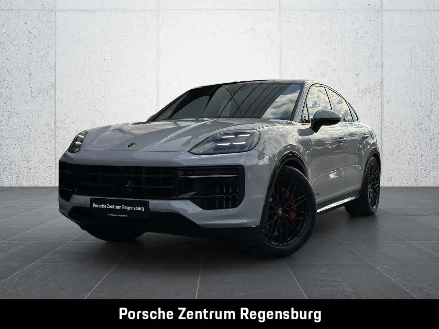 Porsche Cayenne GTS Coupé Burmester Sportsitze AHK - 1