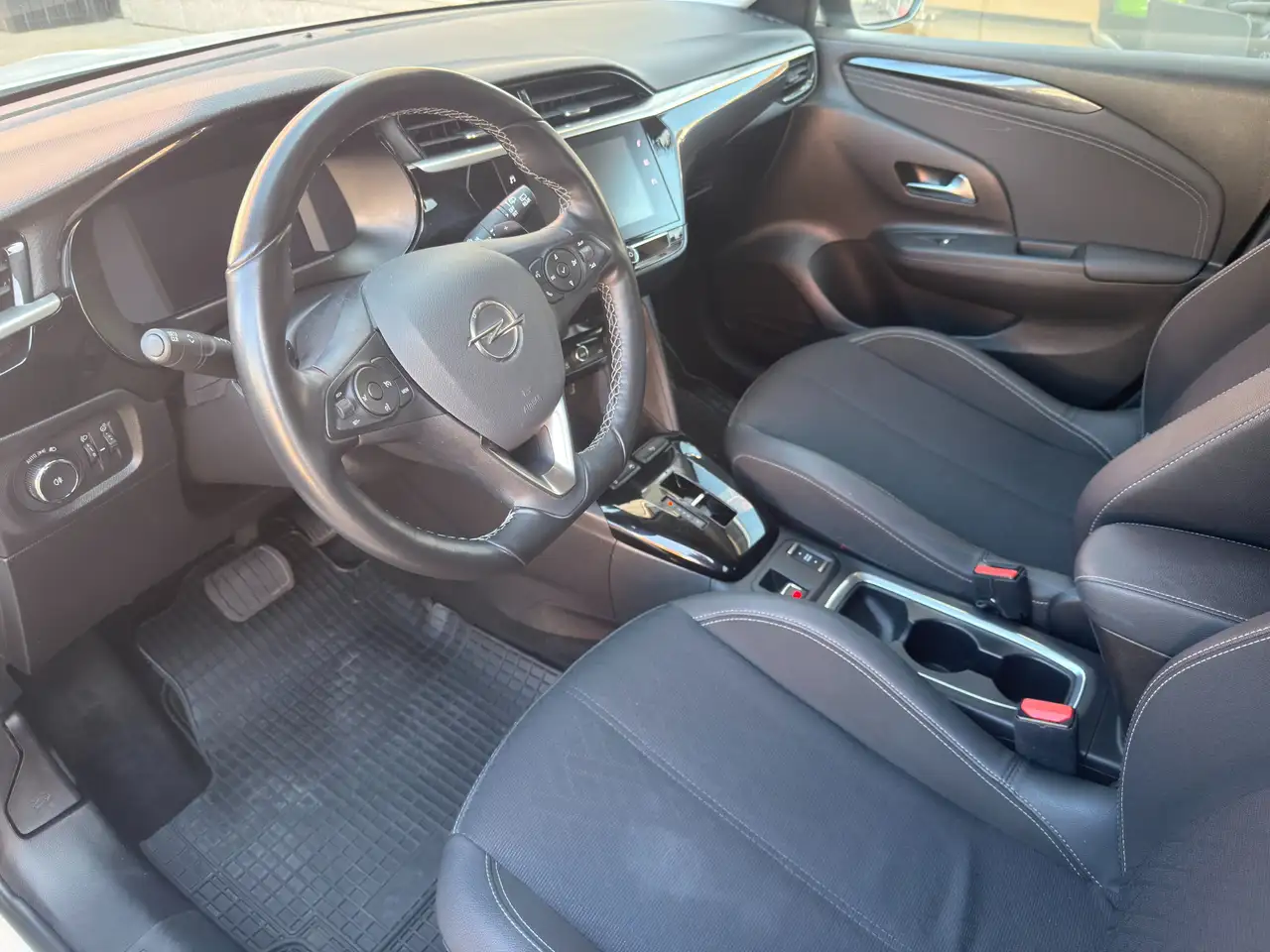 Opel Corsa F Elegance AT Navi,LED,SHZ,Kamera,PDC,Alu,Allwette 9
