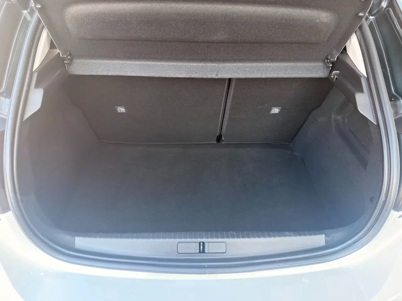 Opel Corsa F Elegance AT Navi,LED,SHZ,Kamera,PDC,Alu,Allwette 13